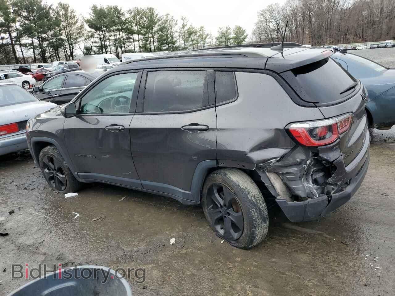 2019 JEEP COMPASS - VIN: 3C4NJDBB4KT696912 - Фото 2