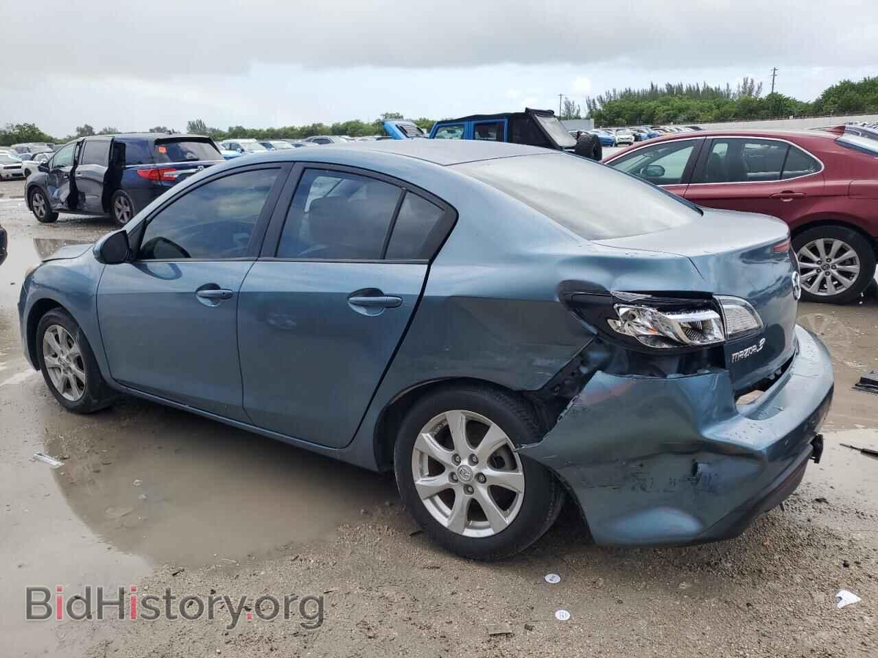 2011 MAZDA 3 - VIN: JM1BL1VF3B1475352 - Photo 2