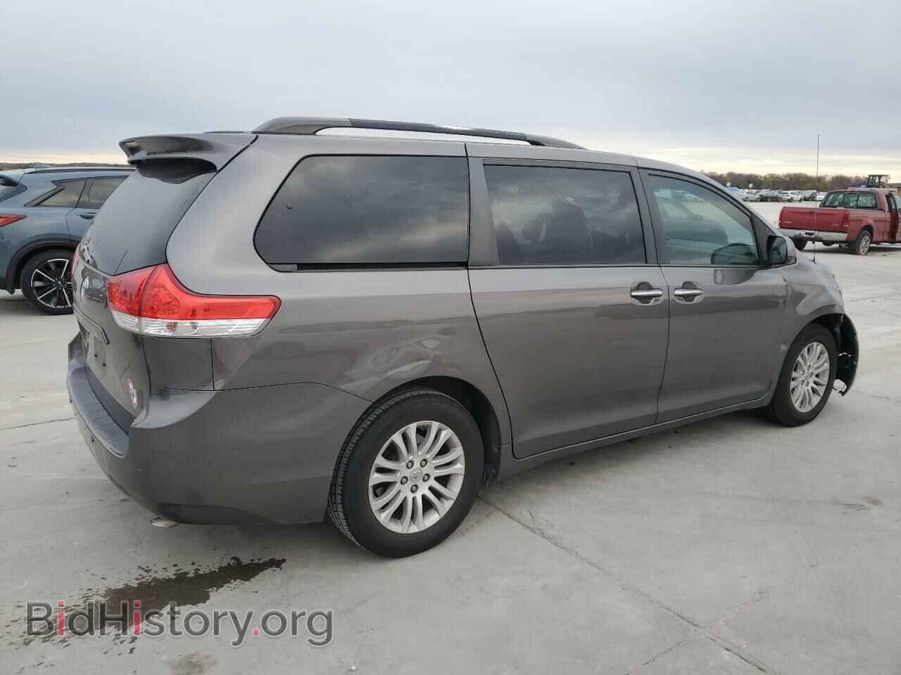 2013 TOYOTA All Models - VIN: 5TDYK3DC8DS397771 - Photo 3