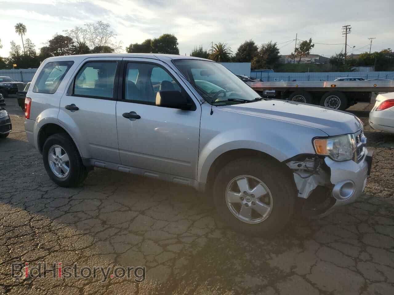 2011 FORD ESCAPE - VIN: 1FMCU0C73BKC41614 - Фото 4