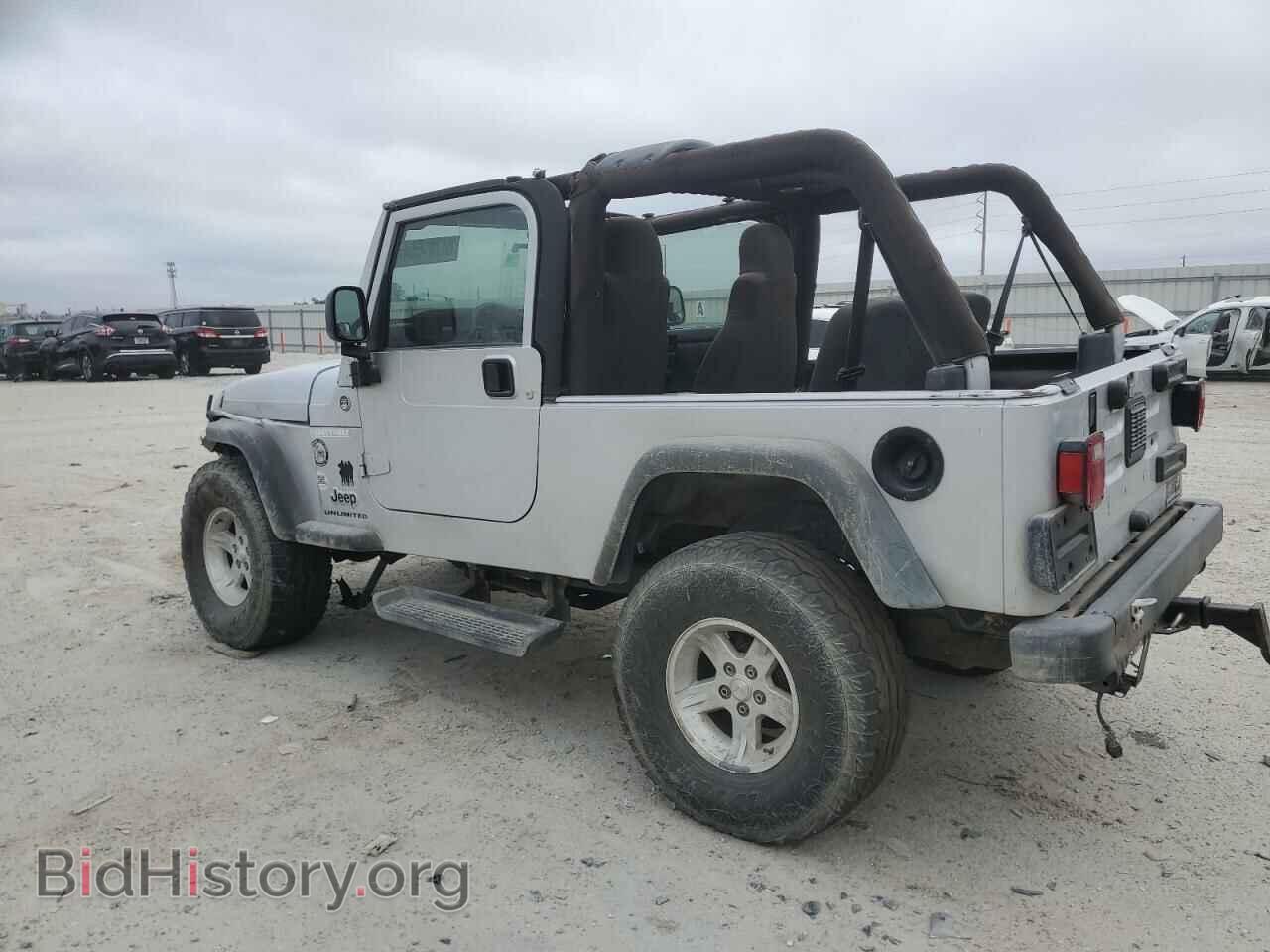 2005 JEEP WRANGLER - VIN: 1J4FA44S65P385423 - Фото 2
