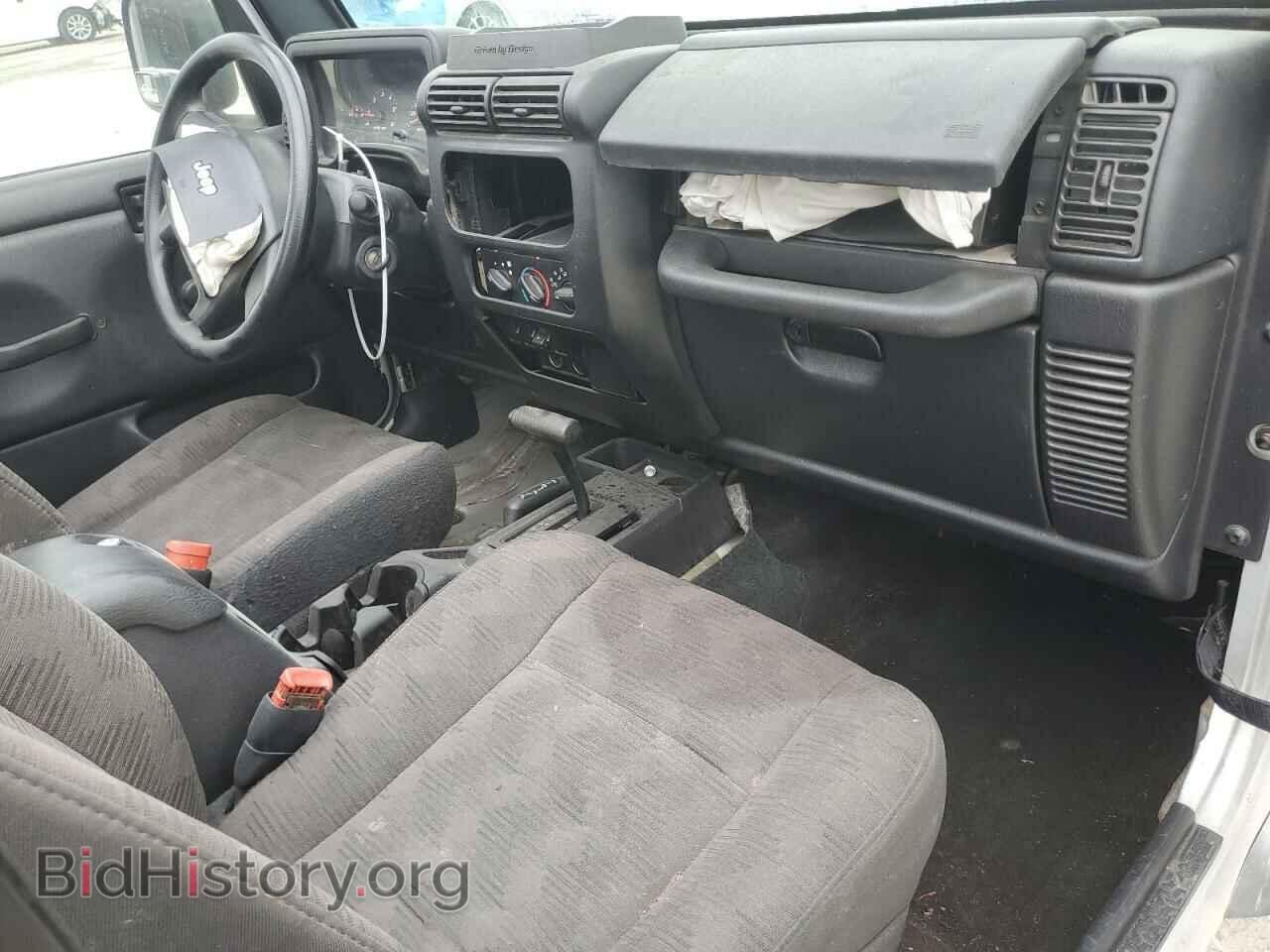 2005 JEEP WRANGLER - VIN: 1J4FA44S65P385423 - Фото 8