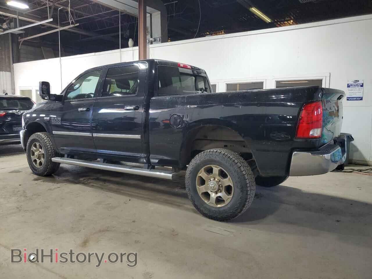 2018 RAM All Models - VIN: 3C6UR5DJXJG326111 - Фото 2
