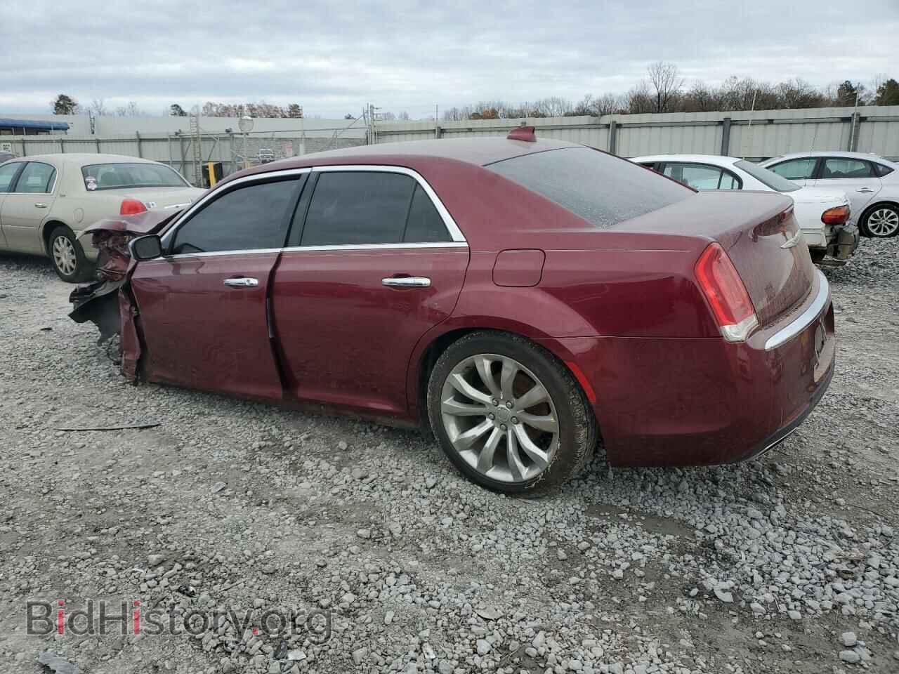2019 CHRYSLER 300 - VIN: 2C3CCAEG9KH687160 - Фото 2