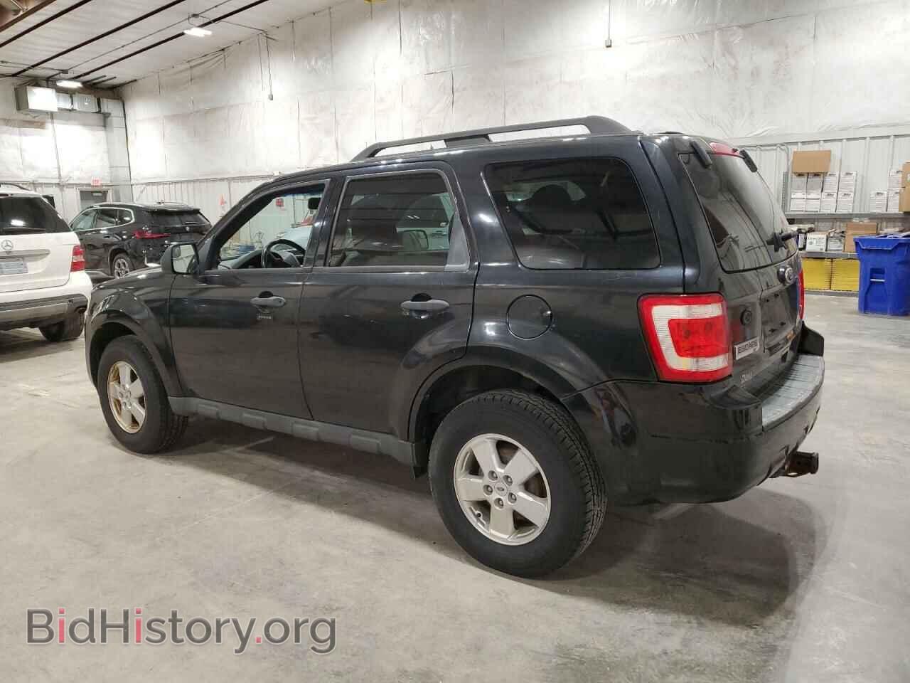 2011 FORD ESCAPE - VIN: 1FMCU9DG3BKA15236 - Фото 2