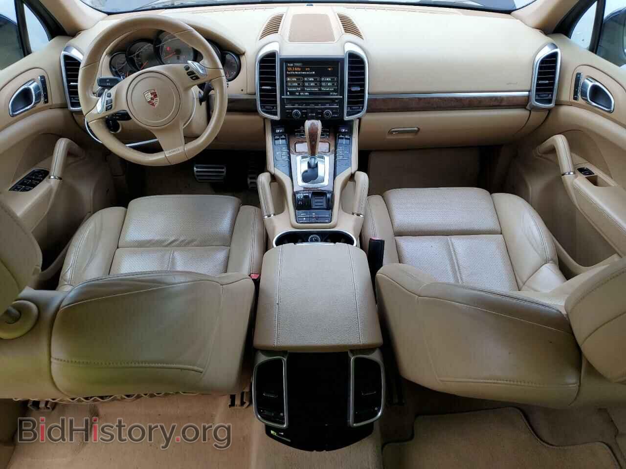 2011 PORSCHE CAYENNE - VIN: WP1AB2A28BLA44113 - Фото 8