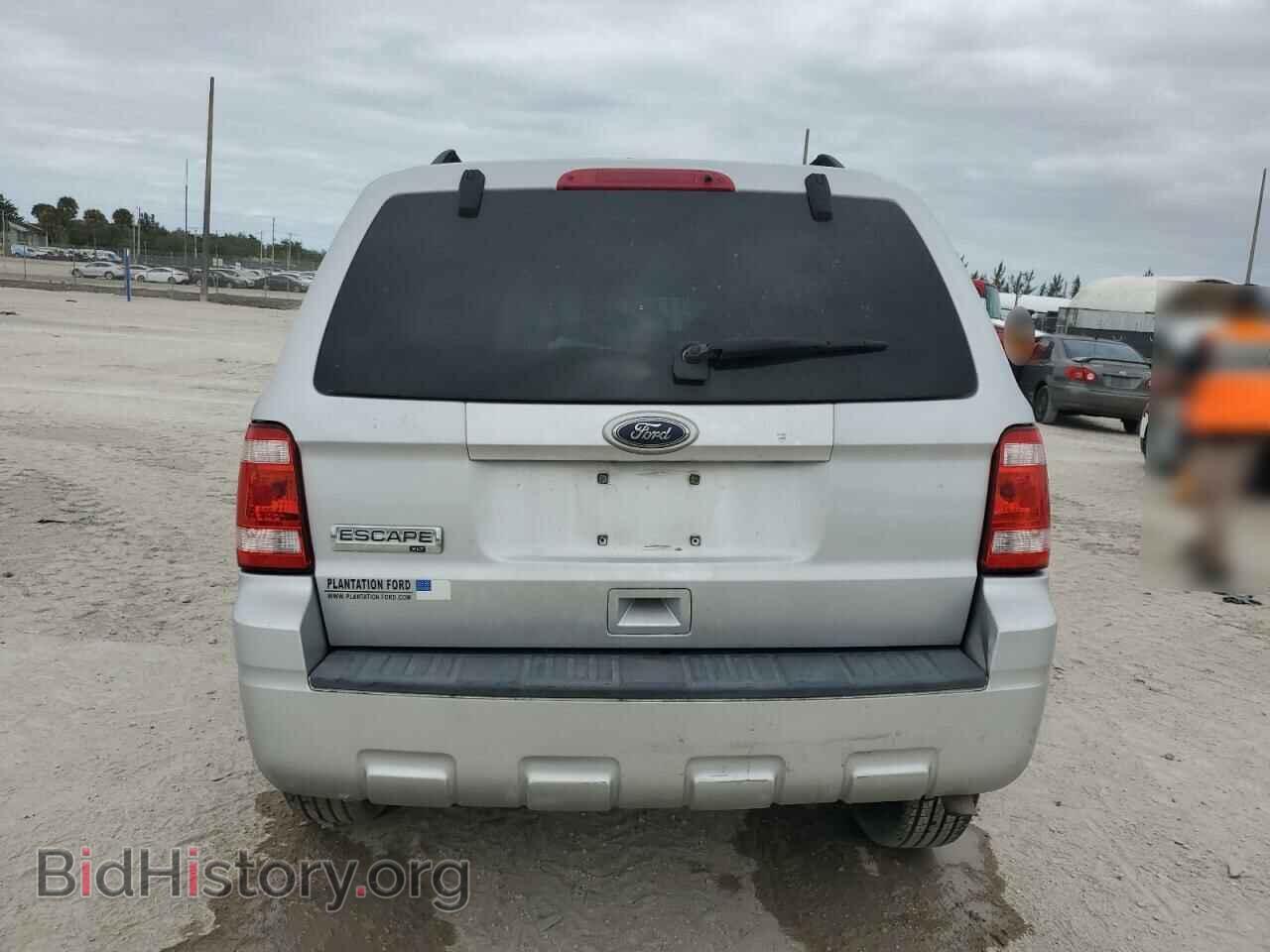 2010 FORD ESCAPE - VIN: 1FMCU0D77AKA42725 - Фото 6