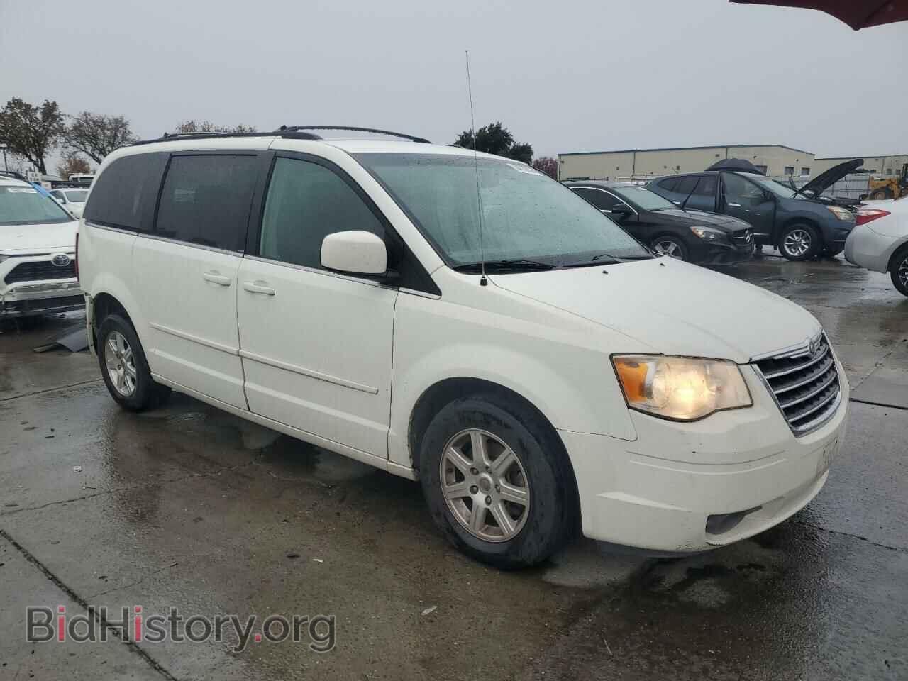 2008 CHRYSLER MINIVAN - VIN: 2A8HR54P88R664053 - Фото 4