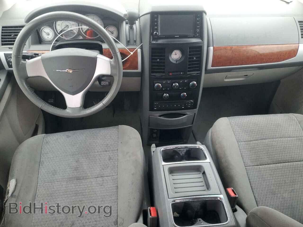 2008 CHRYSLER MINIVAN - VIN: 2A8HR54P88R664053 - Фото 8