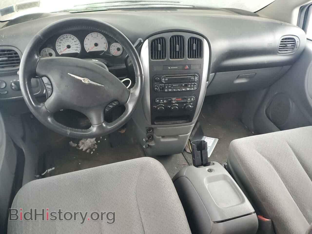 2006 CHRYSLER TOWN & C - VIN: 2A4GP54L96R821909 - Фото 8