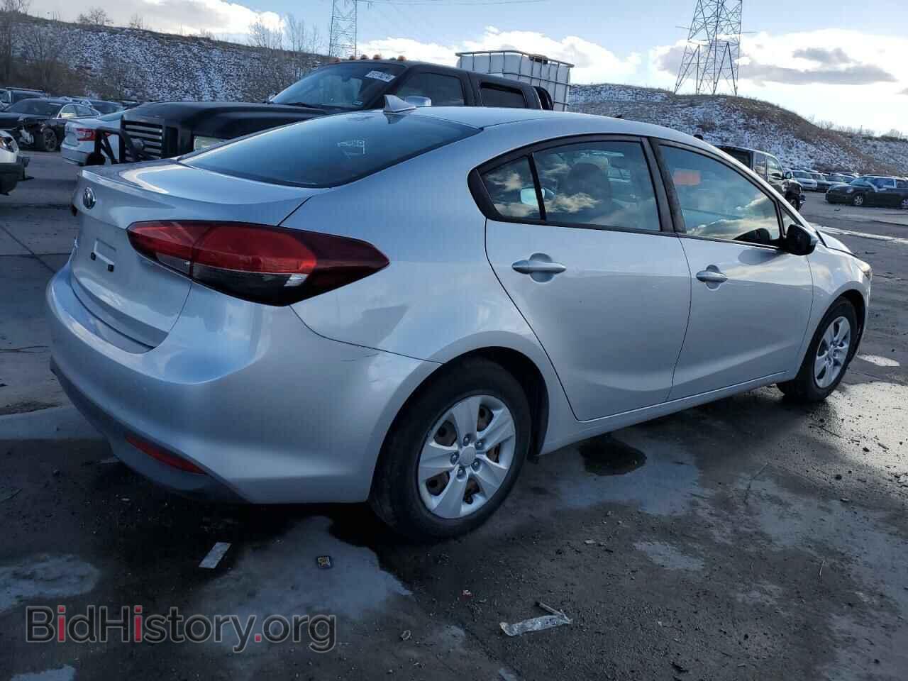 2017 KIA FORTE - VIN: 3KPFK4A76HE089471 - Фото 3