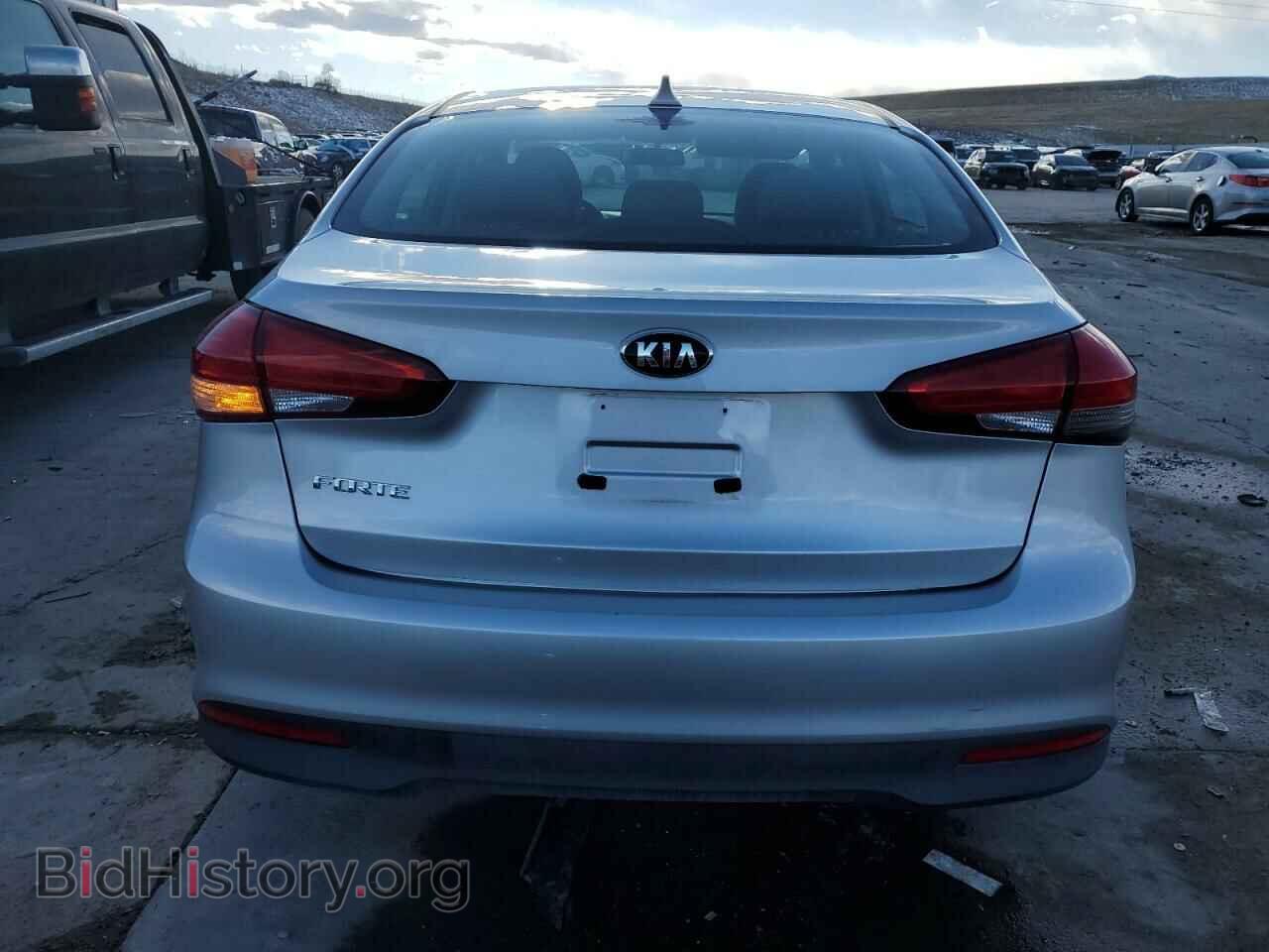 2017 KIA FORTE - VIN: 3KPFK4A76HE089471 - Фото 6
