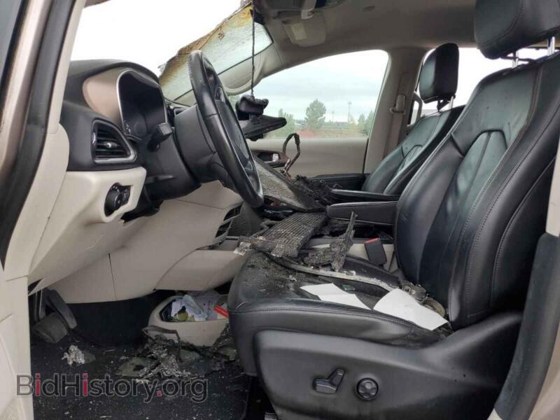 2017 Chrysler PACIFICA (VIN 2C4RC1BG5HR535762) — photo 7 of 14