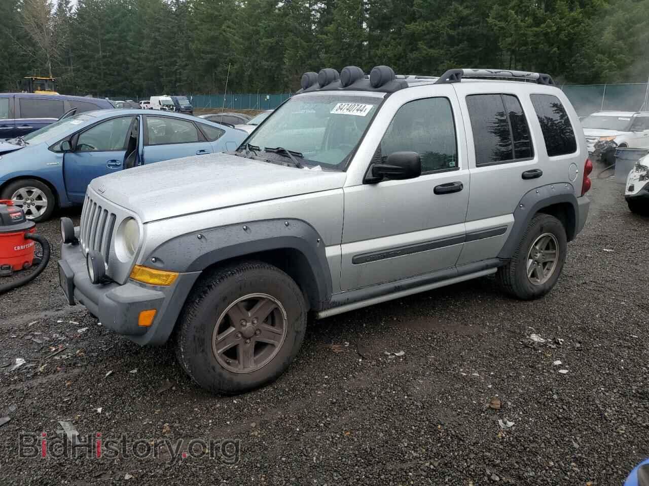 Фотография 1J4GK38K06W117660 - JEEP LIBERTY 2006