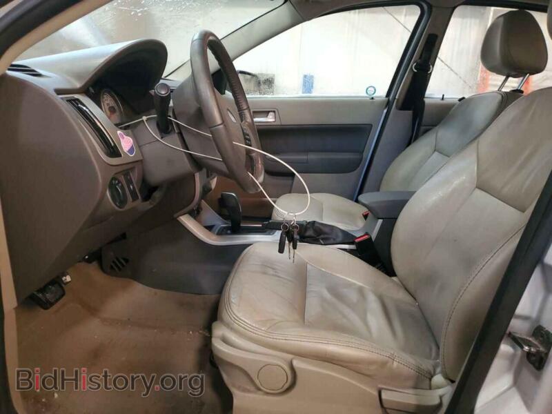 2010 Ford FOCUS (VIN 1FAHP3GN6AW235332) — photo 7 of 12