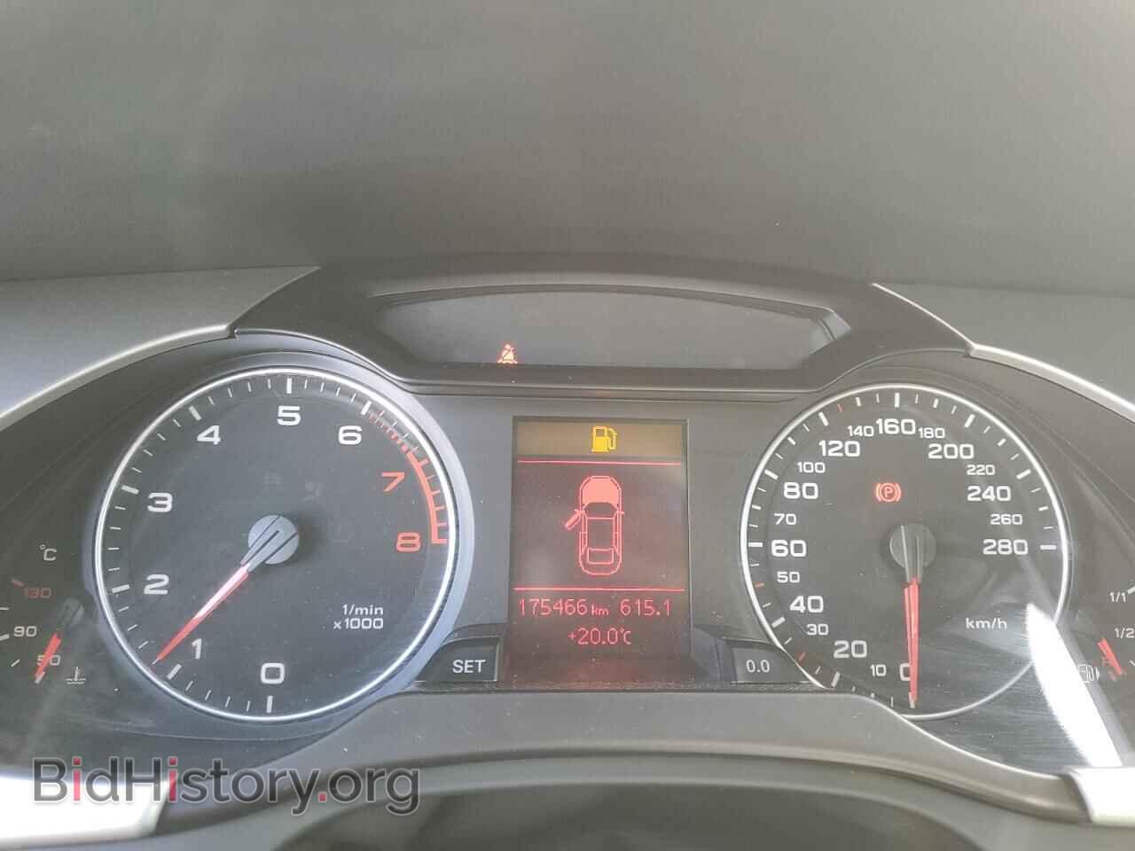 2010 AUDI A4 - VIN: WAUHFCFL3AN006087 - Фото 9
