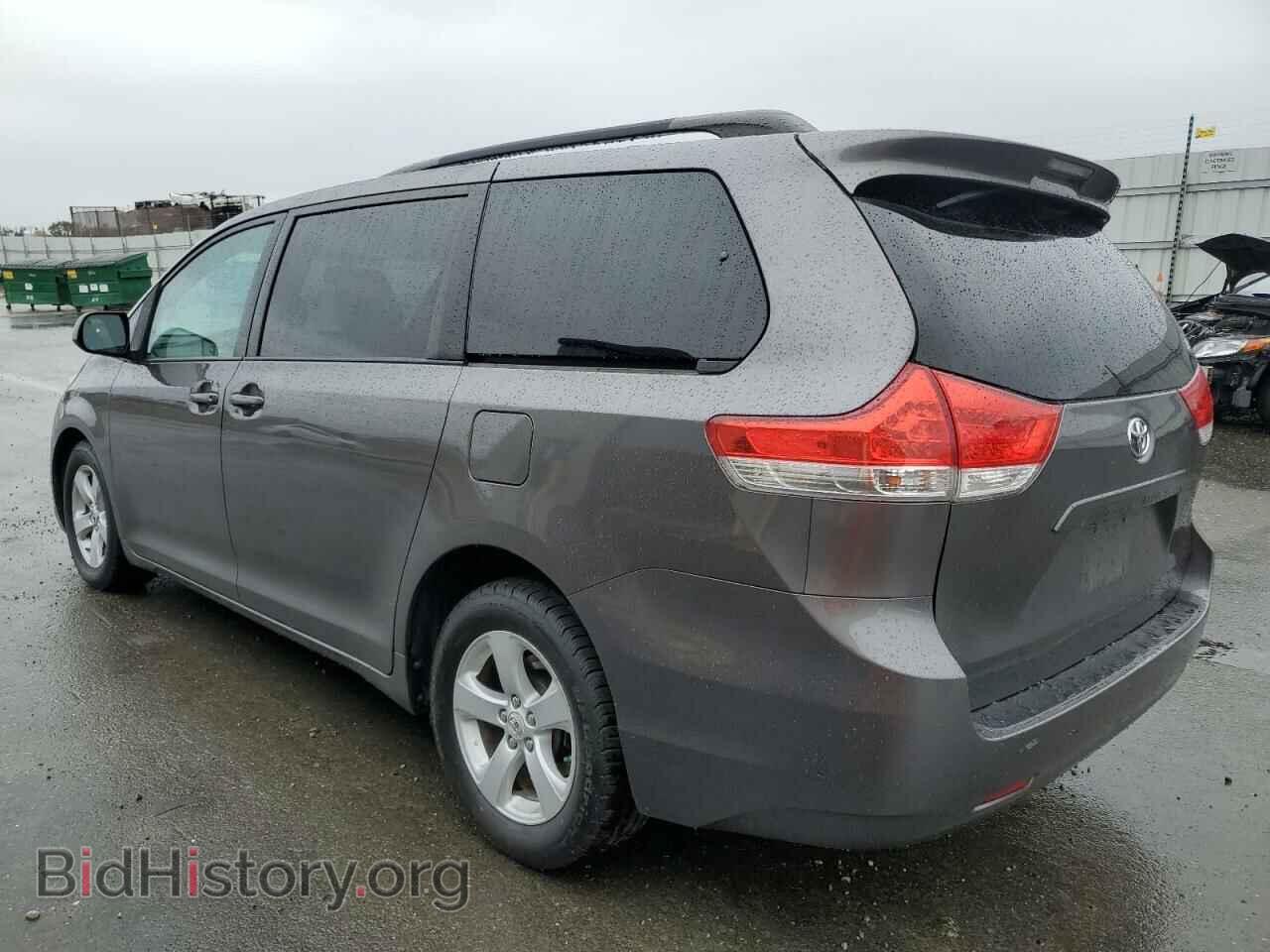 2011 TOYOTA All Models - VIN: 5TDKK3DC8BS100128 - Фото 2
