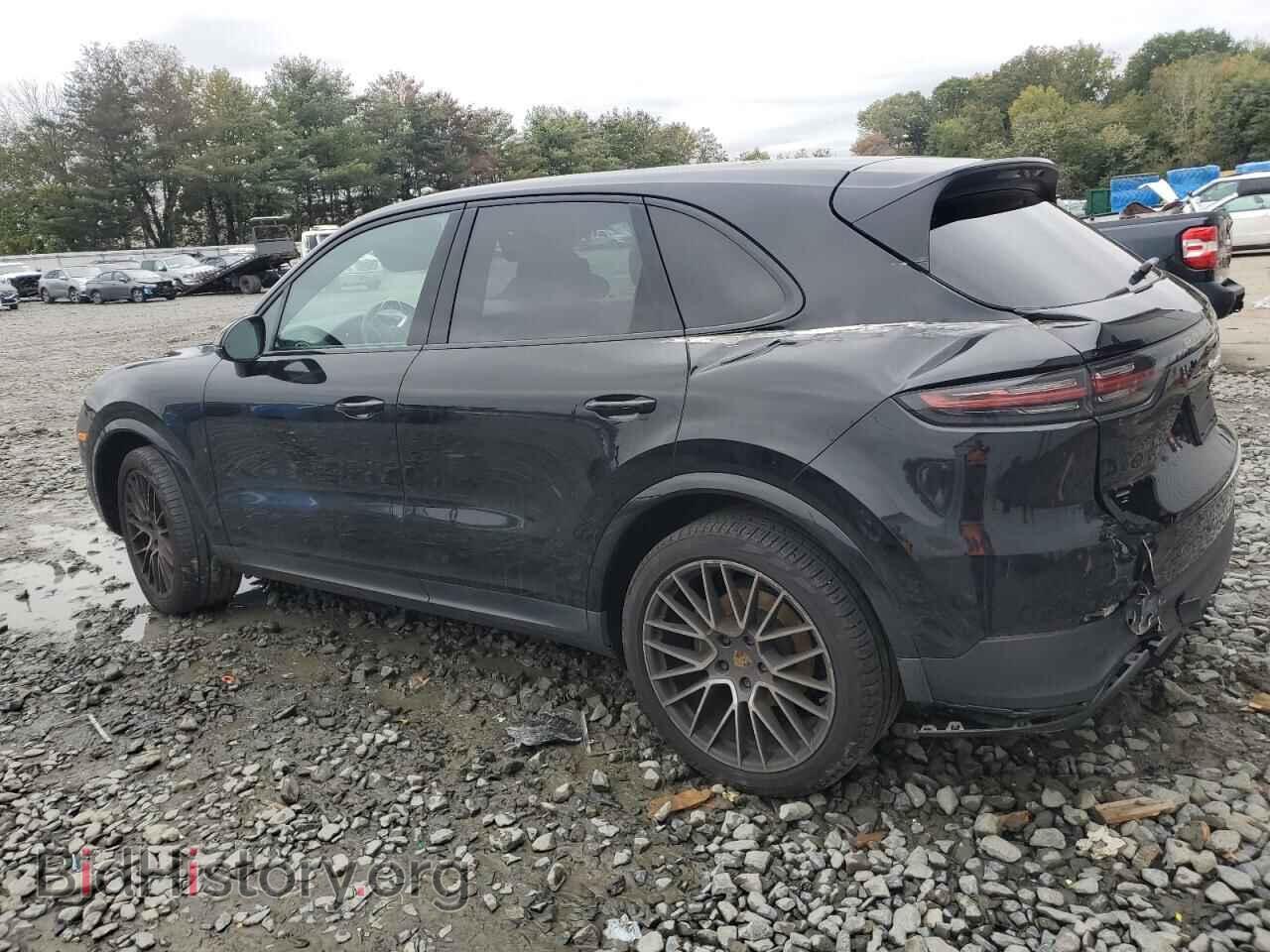 2020 PORSCHE CAYENNE - VIN: WP1AA2AY5LDA02596 - Photo 2