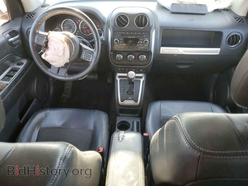 2014 Jeep COMPASS (VIN 1C4NJDEB7ED631803) — photo 8 of 13