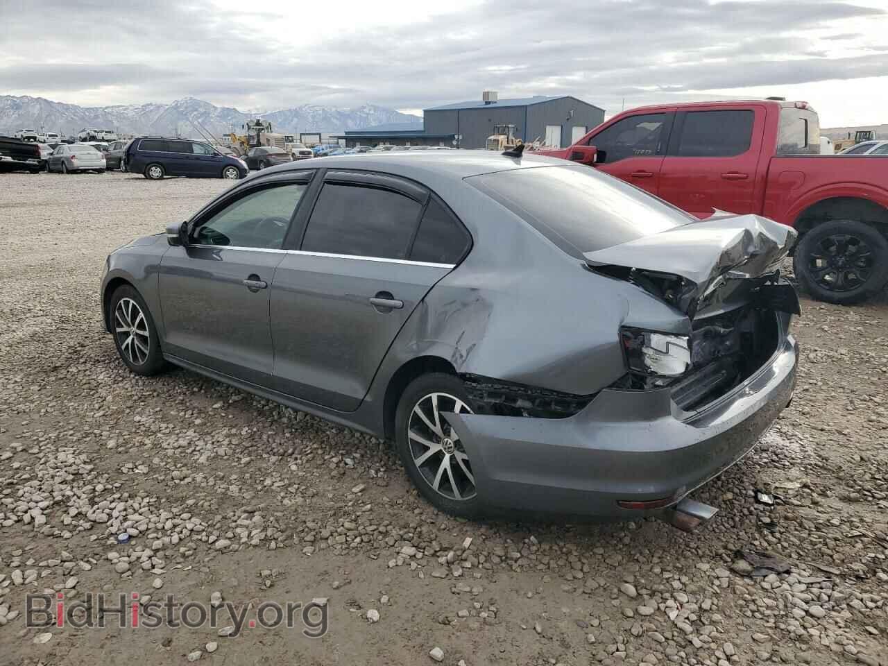 2017 VOLKSWAGEN JETTA - VIN: 3VWDB7AJ1HM229059 - Фото 2