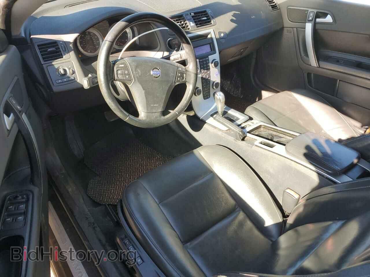 2011 VOLVO C70 - VIN: YV1672MC7BJ107107 - Фото 8