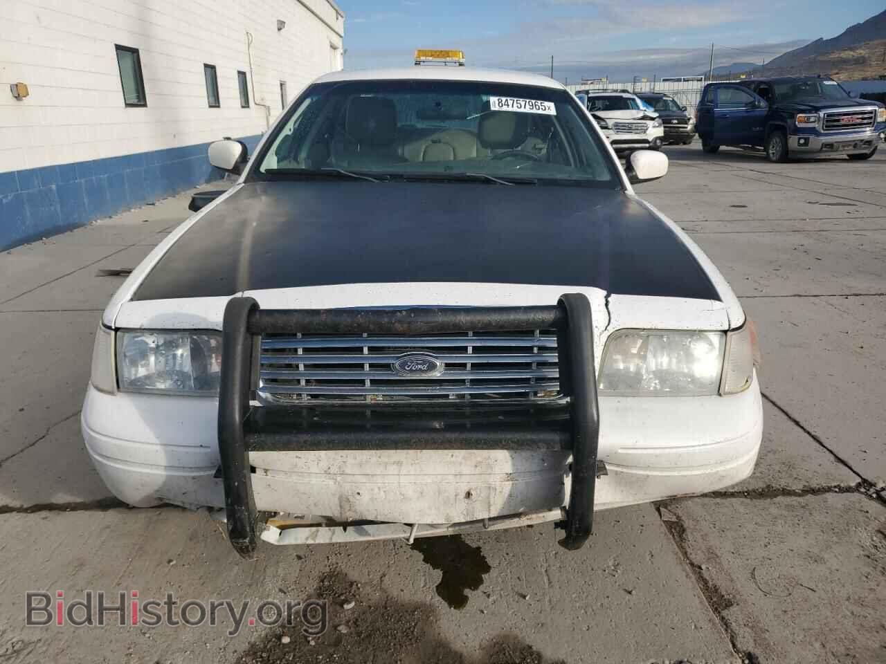 2011 FORD CROWN VIC - VIN: 2FABP7EV9BX175018 - Фото 5