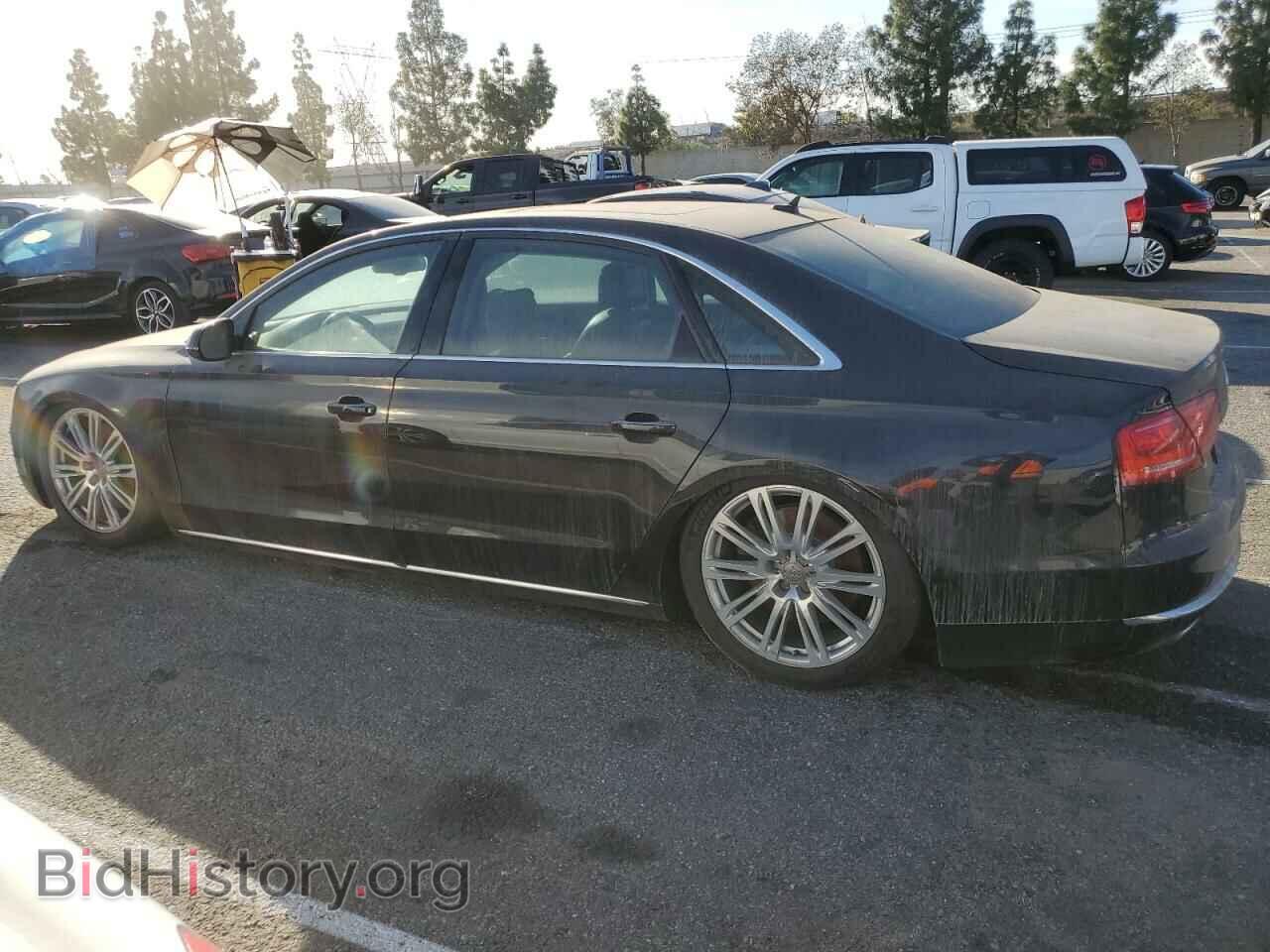 2011 AUDI A8 - VIN: WAURVAFD6BN024668 - Фото 2