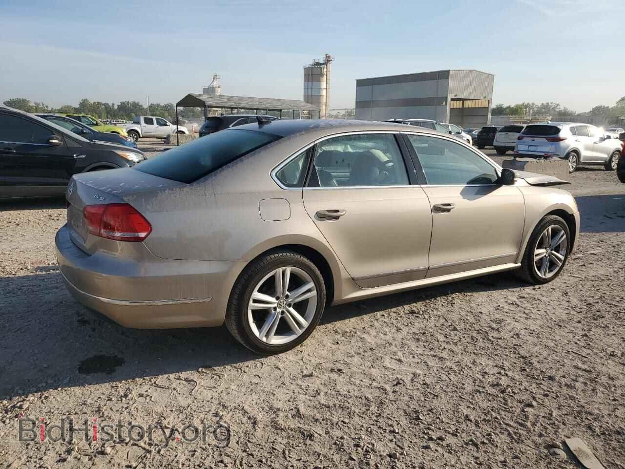 2015 VOLKSWAGEN PASSAT - VIN: 1VWBV7A38FC121956 - Фото 3