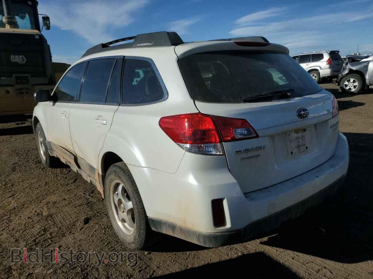 2011 SUBARU OUTBACK - VIN: 4S4BRBAC4B3380153 - Фото 2