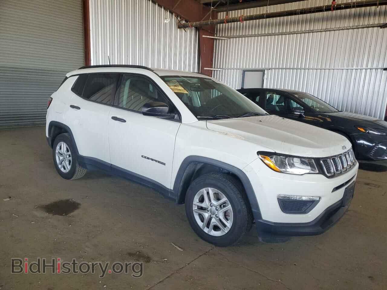 2018 JEEP COMPASS - VIN: 3C4NJCAB6JT102282 - Фото 4