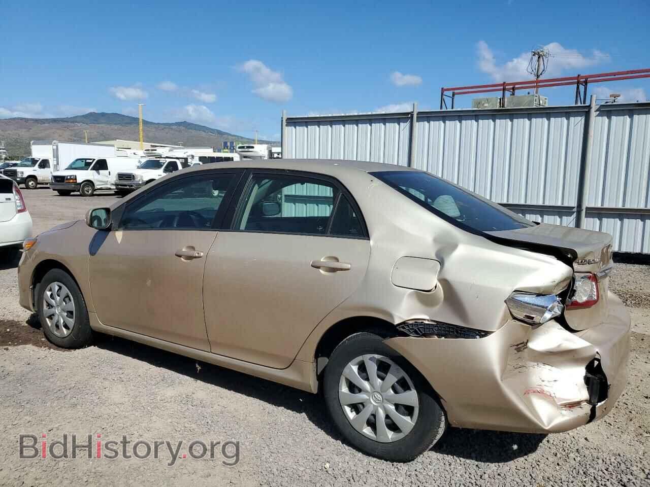 2011 TOYOTA COROLLA - VIN: 2T1BU4EEXBC662749 - Фото 2