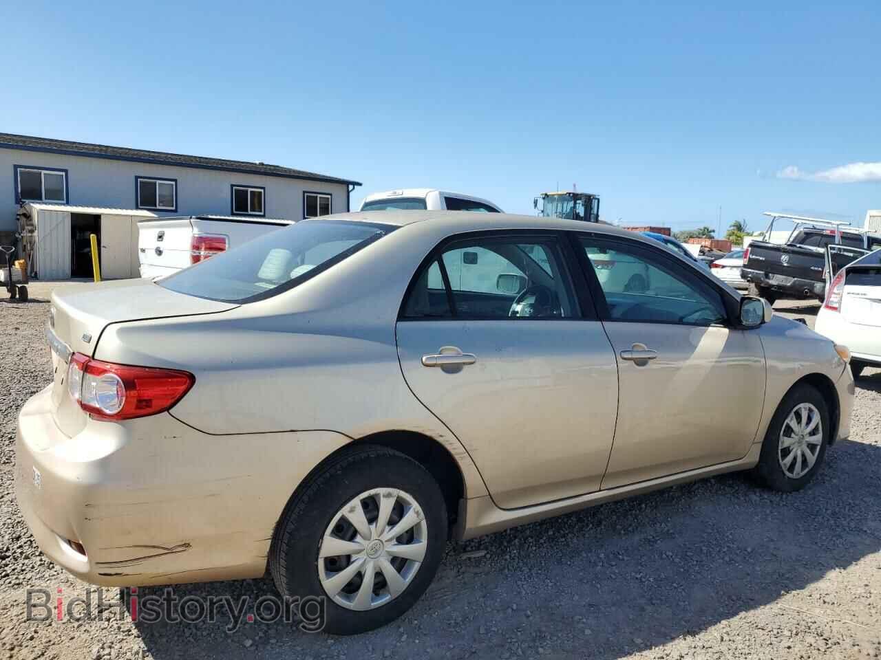 2011 TOYOTA COROLLA - VIN: 2T1BU4EEXBC662749 - Фото 3