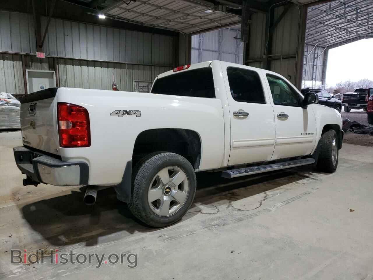 2011 CHEVROLET ALL Models - VIN: 1GCPKTE39BF196274 - Фото 3