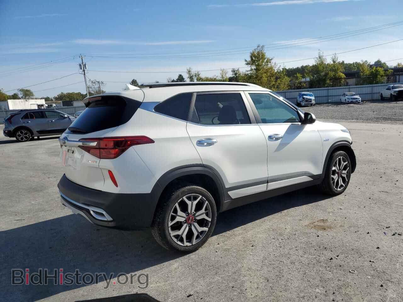 2021 KIA SELTOS - VIN: KNDETCA21M7164403 - Фото 3
