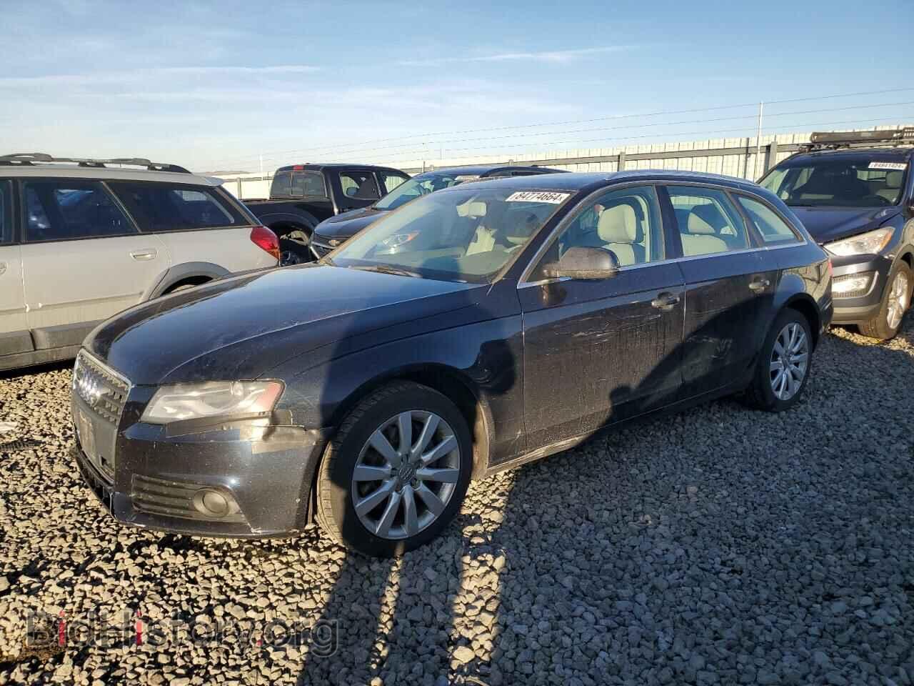 Photo WAUWFAFLXBA099128 - AUDI A4 2011