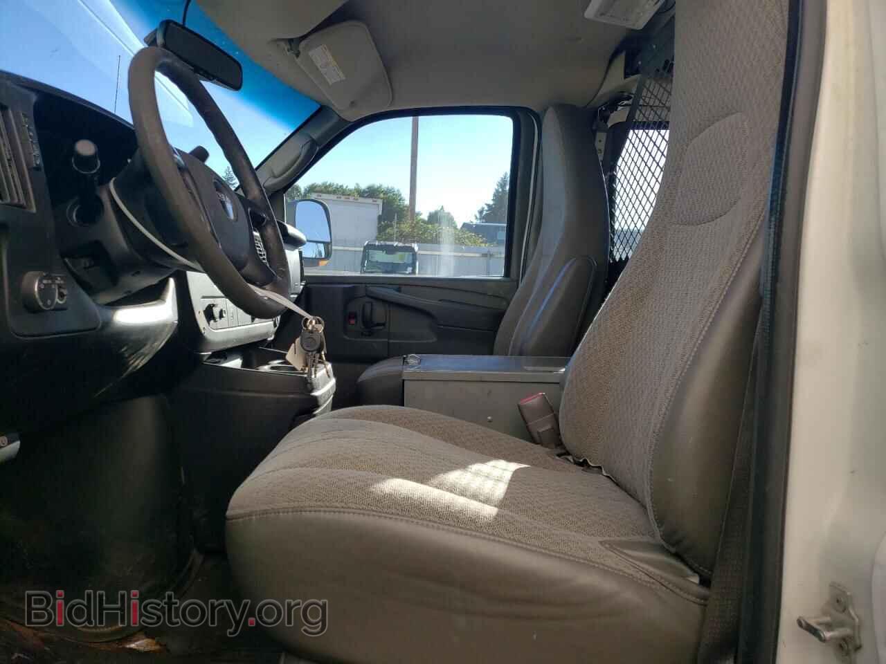 2011 GMC SAVANA - VIN: 1GTW7FCA0B1157571 - Фото 7