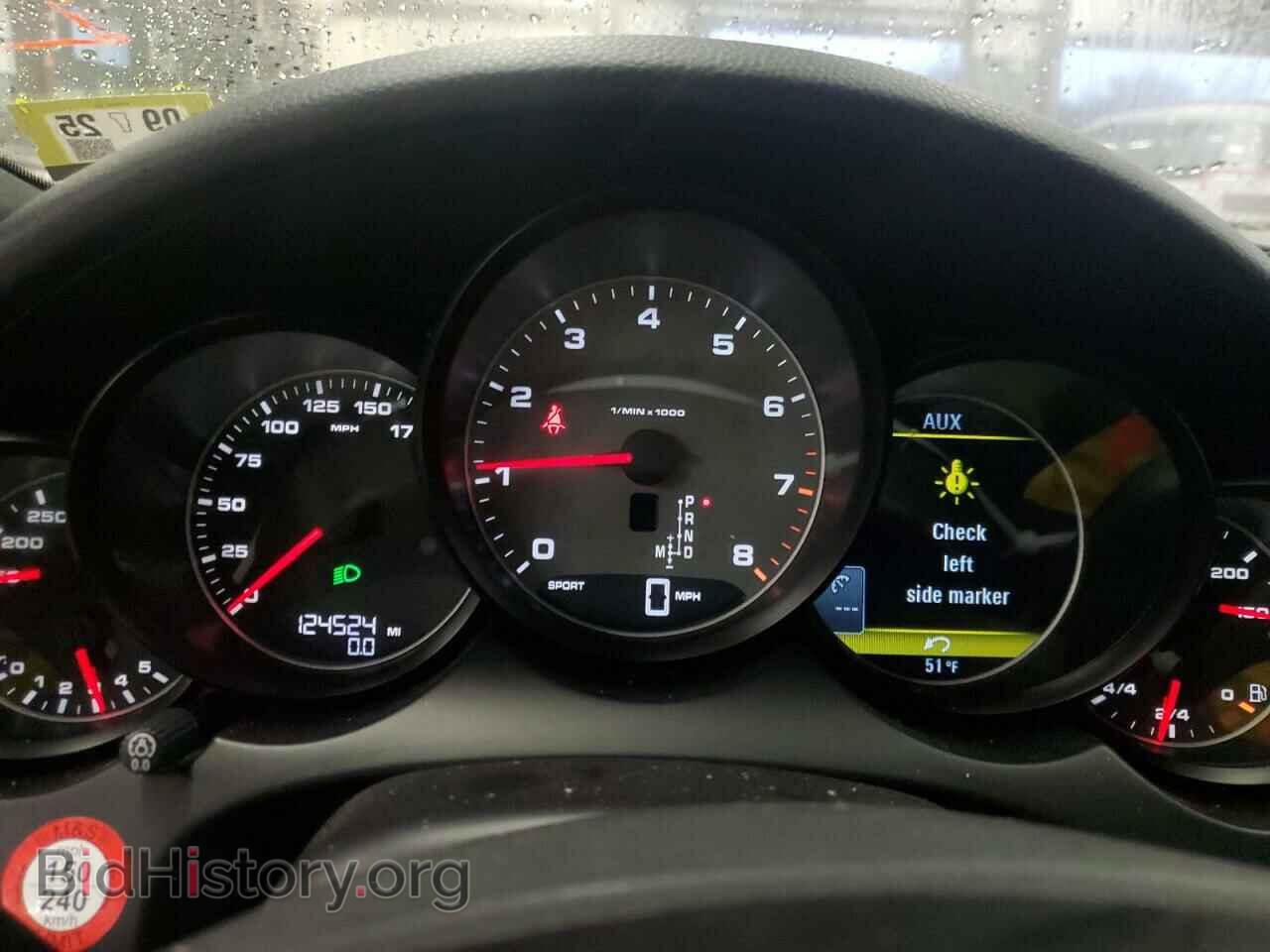 2011 PORSCHE CAYENNE - VIN: WP1AB2A22BLA54801 - Фото 9