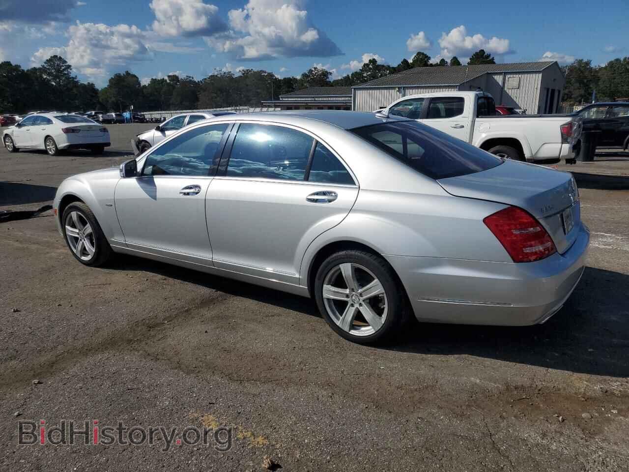2012 MERCEDES-BENZ S-CLASS - VIN: WDDNG7DB1CA464330 - Фото 2