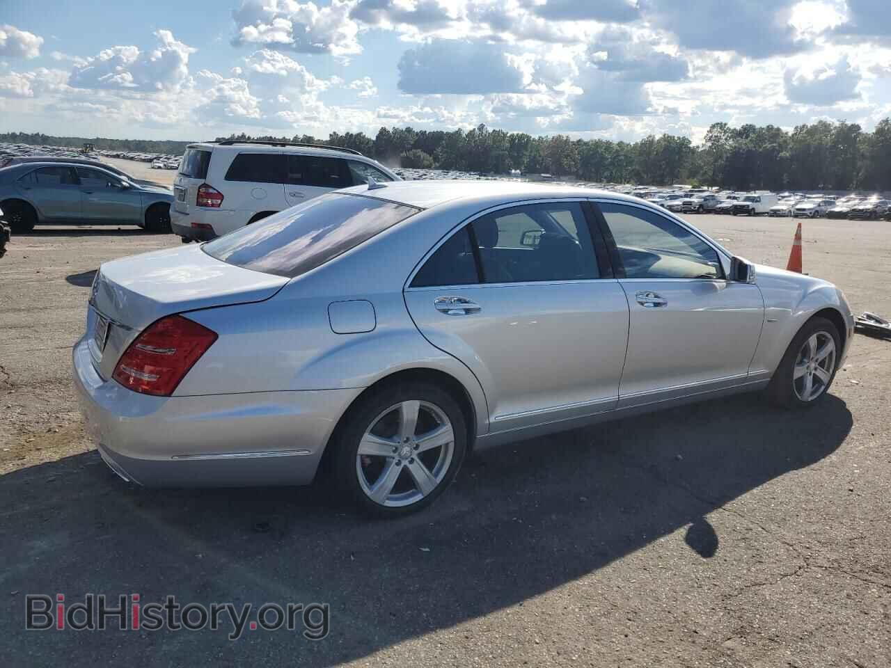 2012 MERCEDES-BENZ S-CLASS - VIN: WDDNG7DB1CA464330 - Фото 3