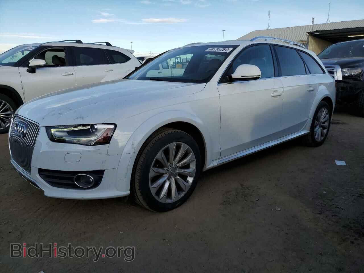Фотография WA1UFAFLXFA125978 - AUDI A4 2015