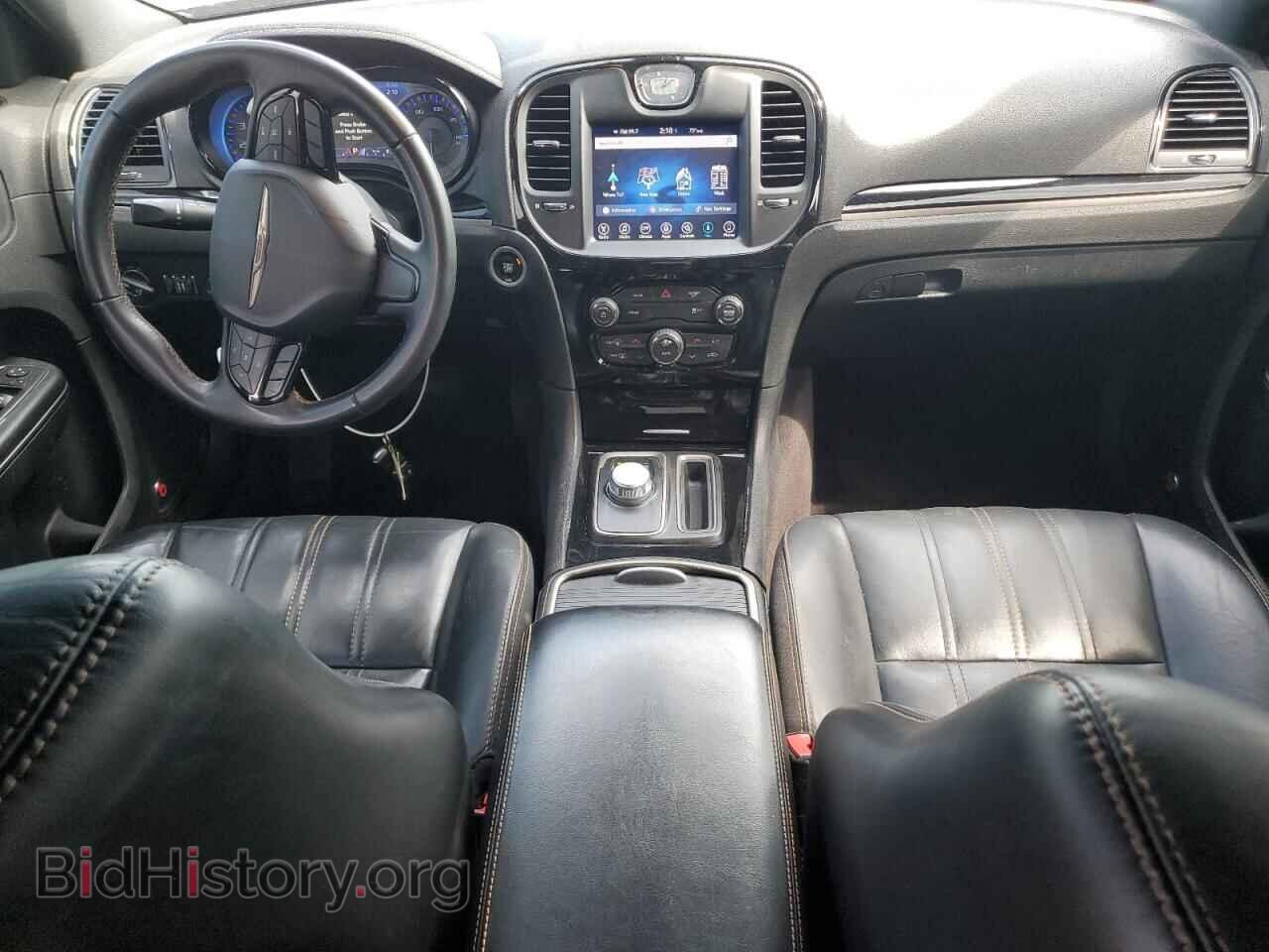 2017 CHRYSLER 300 - VIN: 2C3CCABG8HH661436 - Фото 8