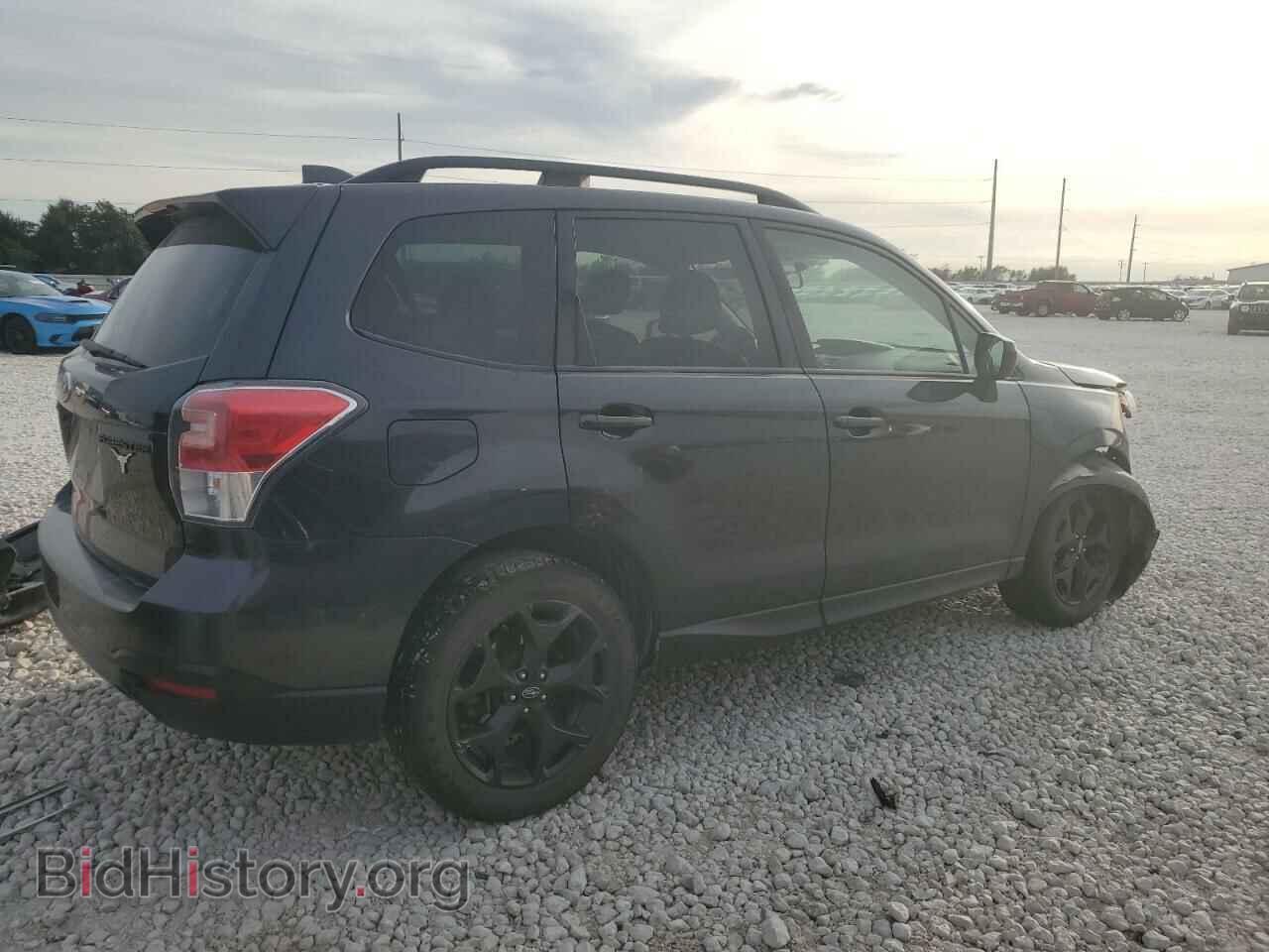 2018 SUBARU FORESTER - VIN: JF2SJAEC0JH450864 - Фото 3
