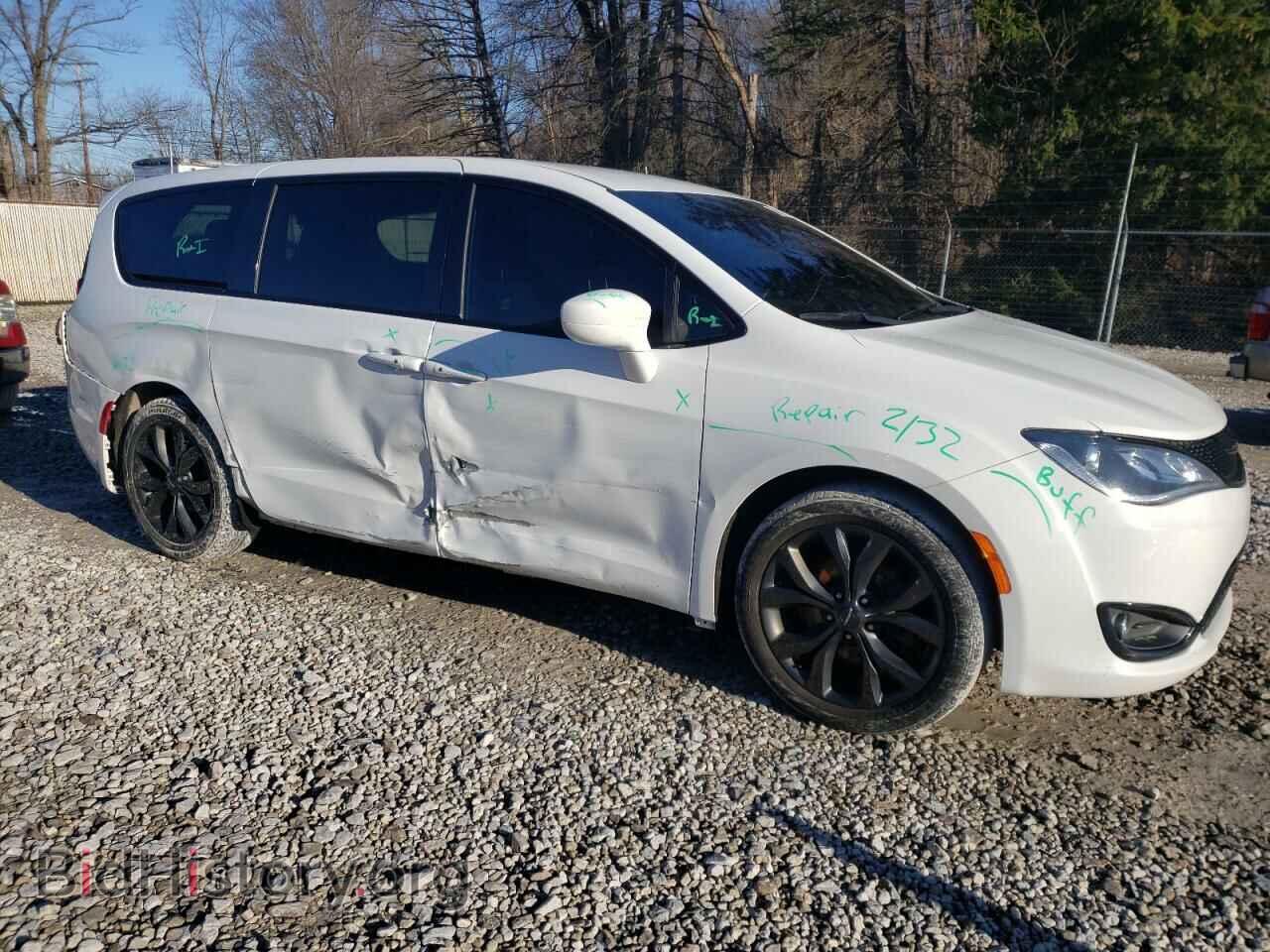 2018 CHRYSLER PACIFICA - VIN: 2C4RC1FG8JR247279 - Photo 4