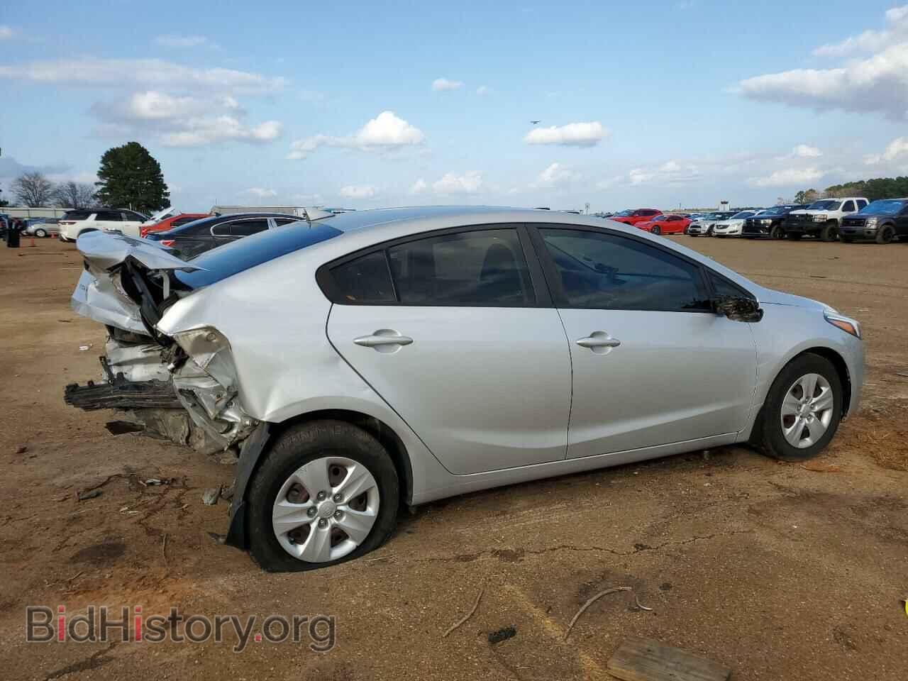2017 KIA FORTE - VIN: 3KPFK4A79HE041916 - Фото 3