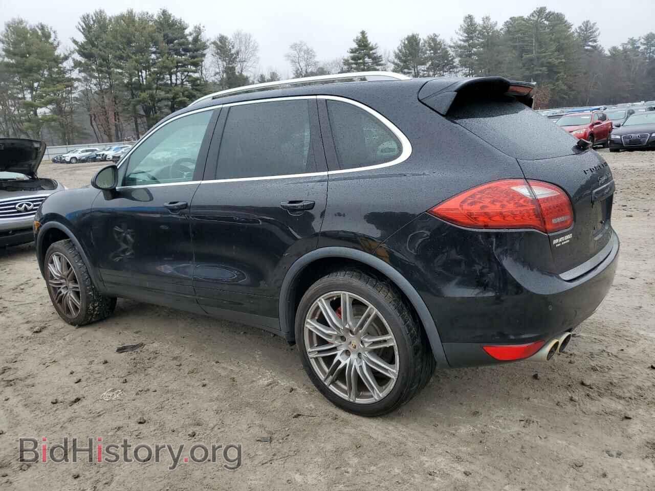 2011 PORSCHE CAYENNE - VIN: WP1AC2A29BLA86979 - Фото 2