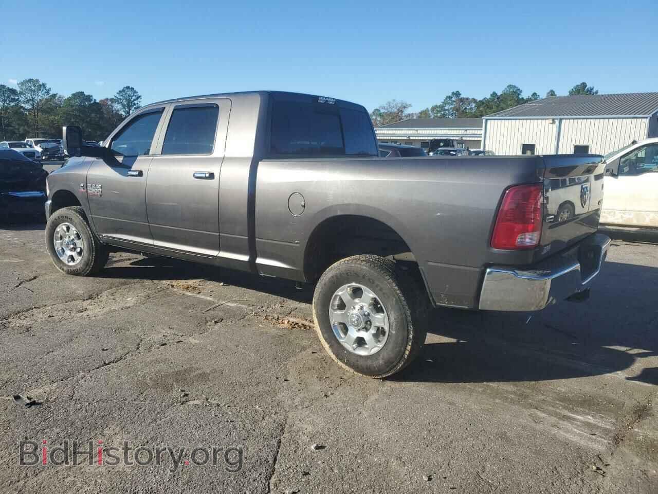 2017 RAM All Models - VIN: 3C6UR5ML2HG616015 - Photo 2