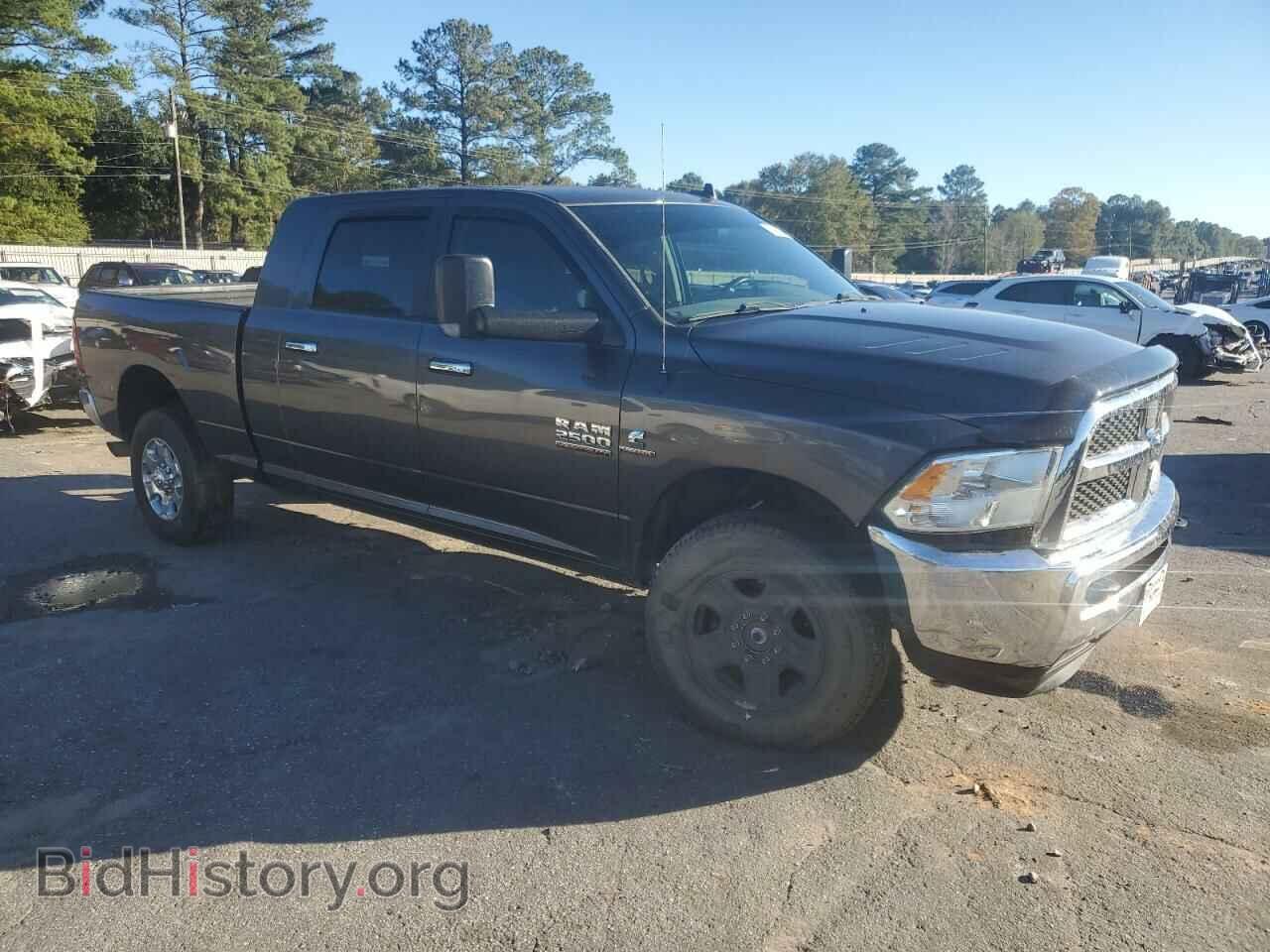 2017 RAM All Models - VIN: 3C6UR5ML2HG616015 - Photo 4