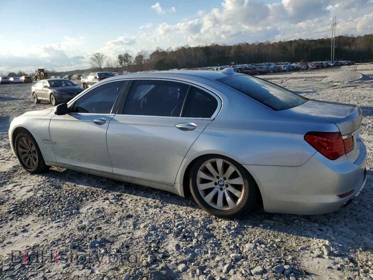 2011 BMW 7 SERIES - VIN: WBAKC8C52BC431895 - Фото 2