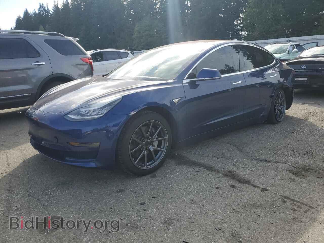 Фотография 5YJ3E1EA5JF161050 - TESLA MODEL 3 2018