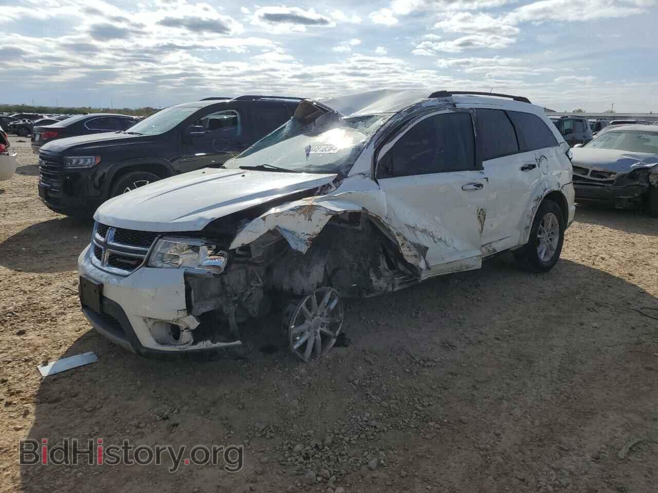 Photo 3C4PDCBBXFT745983 - DODGE JOURNEY 2015